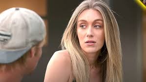 Veronica, I felt sorry for you at first, with all the mean comments. But  this last episode proved you deserve it. You're absolutely horrible!