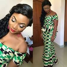 Femme nue, femme noire vétue de ta couleur qui est vie, de ta forme qui est beauté j'ai grandi à ton ombre; 100 Idees De Model De Robes Pagnes Mode Africaine Robe Africaine Tenue Africaine