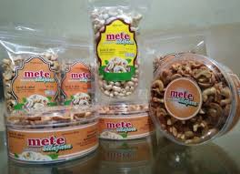 Daun mereka akan menghadap ke arah matahari di siang hari. Bumdes Kelompok Mawar Produksi Kacang Mente Oleh Oleh Khas Selayar Sekilas Indonesia