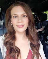 Amber Volk (@theambervolk) • Instagram photos and videos