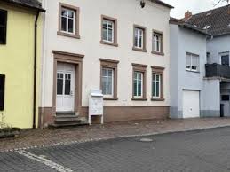 Möchtest du eine wohnung in illingen/württemberg mieten, musst du also nicht mehr gezielt provisionsfreie wohnungen suchen. Mieten Illingen 10 Wohnungen Zur Miete In Illingen Mitula Immobilien