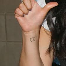 The actress got a immortel tattoo on her right wrist and à naître on her left wrists. 27 Amazing Dove Tattoo Designs With Meanings Ideas And Celebrities Body Art Guru