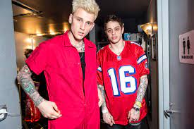 How Tall Is Machine Gun Kelly