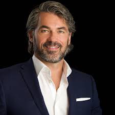 EXECUTIVE PORTRAITS — Dan Callister