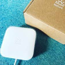 我が家もスマートリモコン導入しましたぁ 導入したのはnature remo mini 湿度や人感センサーは不要と判断したので 安価な機種を選びました スピーカーは持っていないので siriショートカットにて こ electronic products pad charger pad