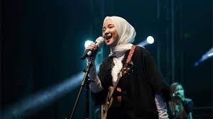 Nama nissa sabyan semakin populer di kalangan milenial nama grup musik religi beraliran gambus, sabyan semakin naik daun sejak kemunculannya 9 bulan lalu. Xl7jipyqczvbim