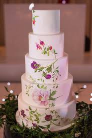 The Best Wedding Cakes In London Cool Wedding Cakes Painted Wedding Cake Gold Wedding Cake