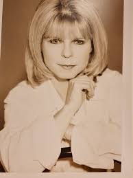 Paula Swann's Instagram, Twitter & Facebook