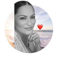 Abby Bedolla's Instagram, Twitter & Facebook