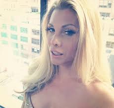 Así se veía Candis Cayne, el nuevo amor de Caitlyn Jenner, antes de ser  mujer