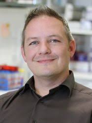 Dr. Esther Rodríguez Correa