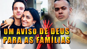 Lucas santos da silva, known as lucas santos (born 7 march 1999) is a brazilian football player who plays as an attacking midfielder for vasco da gama. Caso Lucas Santos Filho De Eyshila E Jotta A Veja O Que Deus Mandou Dizer As Familias Youtube