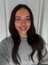 Hello Dear families! I'm a 32-year-old Dutch caregiver with over 7 years of  experience, and I truly believe in the magic of childhood.** Because the  family I currently work with will be