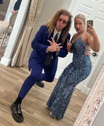 from meat log to the macarena spring was really something, wasn't she 🍓