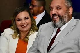 Resenha do Fricks added a new photo.