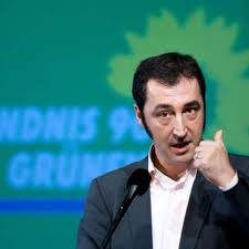 Claudia benedikta roth (* 15. Grunen Chef Cem Ozdemir Will Sechs Wochen Elternzeit Nehmen Politik