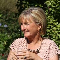 20+ "Helen Voss" profiles