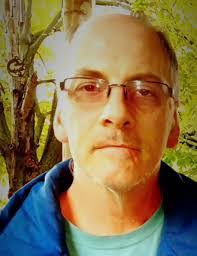 Carrie Ayers's Instagram, Twitter & Facebook