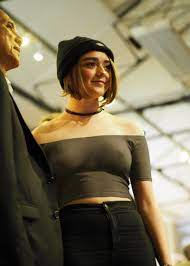 Maisie Williams : rSexiestLeague