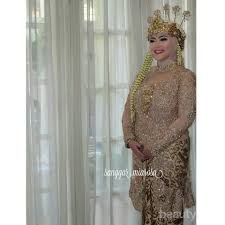 Maybe you would like to learn more about one of these? Pengantin Adat Sunda Hijab Siger 7 Kebaya Muslim Adat Sunda Yang Bisa Jadi Inspirasi Hari Pernikahanmu
