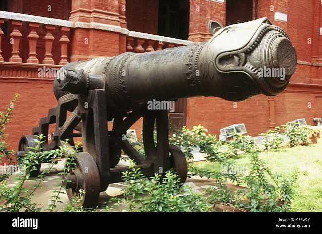 old antique cannon used by tipu sultan in 1799 war government museum chennai tamil nadu india asia Stock Photo - Alamy