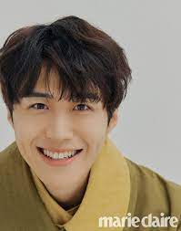 Kim seon ho opens up about his skyrocketing popularity + reveals he didn't expect to get so close with 2 days & 1 night members. Kim Seon Ho Poses For Marie Claire Magazine Kim Sun Kim Son Seon