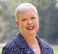 Sarah Hultquist's Instagram, Twitter & Facebook