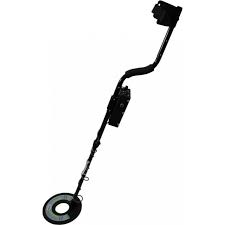 Ideal pour la recherche de tr�sors et grosses masses enfouies � grande profondeur, la localisation de tombes et grottes, la chasse aux pi�ces et p�pites d'or. Location Detecteur De Metaux Profondeur 60 Cm Kiloutou
