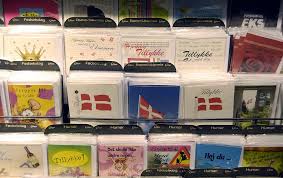 We provide box sizes ranging from a2 to 8.5 x 11 and everything in between, including squares as well. How To Make A Greeting Card On Your Computer