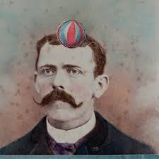 Last call! Submit to our upcoming quarterly exhibition, “Regional  Presence,” curated by Jessi Bowman (@jesmix), Founder/Curator of FLATS  (@flatspresents) Deadline: Nov. 1, 2025 About the exhibition: Analog  photography thrives