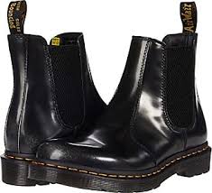 Martens women's boots and earn cash back from retailers such as farfetch, nordstrom, and nordstrom rack and others such as ssense and zappos all in one place. Women S Dr Martens Chelsea Boots Now Up To 20 Stylight