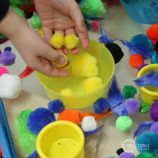 Winter wonderland sensory bin from powerful mothering. Spring Sensory Bins For Toddlers And Preschoolers