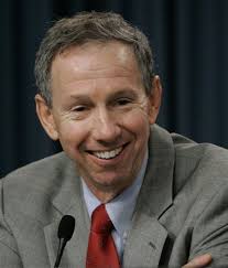 NASA chief's wife to Obama: Don't fire my husband