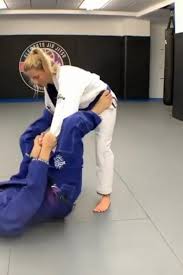 Awesome Armbar Bjj Set Up Video Jiu Jitsu Videos Mixed Martial Arts Jiu Jitsu Training