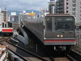 At present, 10 car trains run on this line. Osaka Metro Wikipedia