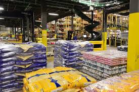 Phillips pet food & supplies (phillips), a nationwide distributor of pet food and supplies, today announced its board of directors has unanimously elected blaine phillips as interim chief executive. Phillips Pet Food Supplies To Open 15th Distribution Center Pet Age