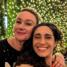 Kristen Hollis's Instagram, Twitter & Facebook