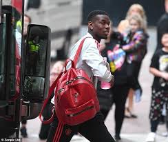 Unique paul pogba hairstyle paul pogba shows off latest new. Africa10 Paul Pogba Made A Young Fan S Day By Posing For Facebook