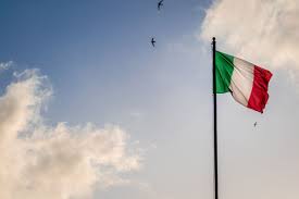 Unicredit ist die populärste und finanzstärkste bank in italien, die auch international einen guten ruf hat. Italienische Banken Finanzen100