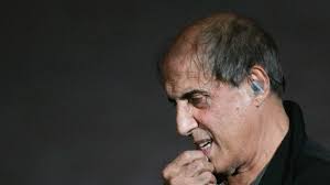 Adriano Celentano compie 87 anni: quante volte ha partecipato a Sanremo, il  matrimonio longevo con Claudia Mori, 8 segreti
