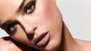 Beauty — CHRIS ROMNEY