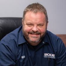 Rich Bode's Instagram, Twitter & Facebook