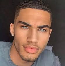 Ebony Timmons's Instagram, Twitter & Facebook