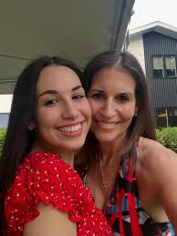 Happy birthday to the one who made me a mom. I love you more.  #happybirthday @marleycomito