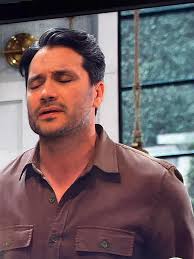 How would Sam feel about Dante's treatment of her son Danny?