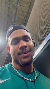 Photo by Corbin Robinson (@dr.passion4wellness87) · September 22, 2025