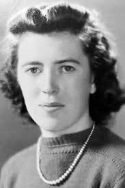 Phyllis Holden's Instagram, Twitter & Facebook