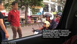 Wah kereta baru dapat duit lagi dapat kawan :) kalau main dealer mau minta free tinted. Saya Hanya Mampu Bayar Rm100 Saja Pakcik Ini Didakwa Terlanggar Side Mirror Kereta Dan Pemandunya Minta Ganti Rugi Rm1 500 Ohcewek