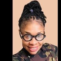 Shyra Smith's Instagram, Twitter & Facebook