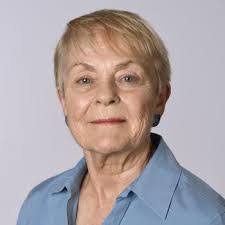 Joanne Simons's Instagram, Twitter & Facebook